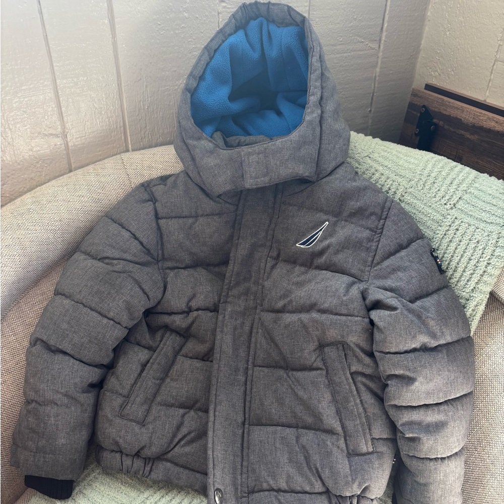Nautica Gray and Blue Puffer Jacket with Quilted Design